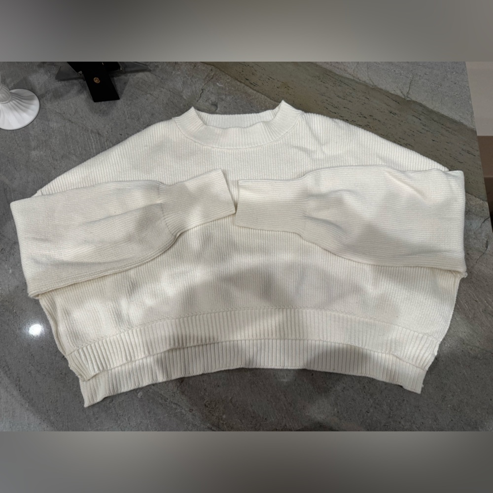 Free people sweater